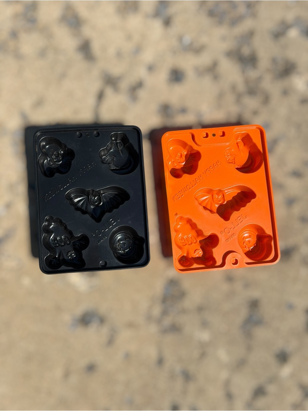 Vintage 1996 JELL-O Halloween Jigglers Molds Witch Bat Ghost Pumpkin
